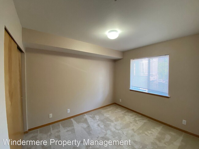 Foto del edificio - 2 br, 1 bath House - 2715 W. Maplewood Ave...