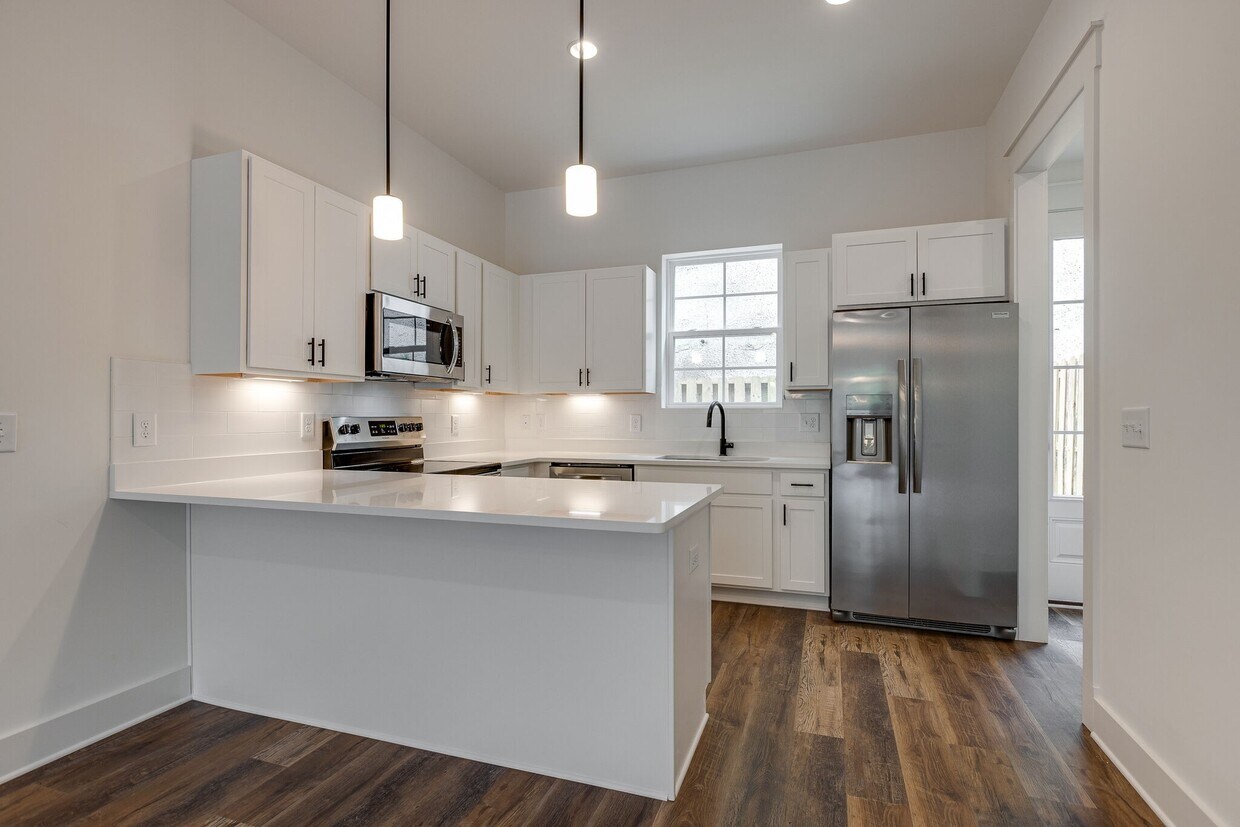 Foto principal - 2046 Morrison Ridge Dr