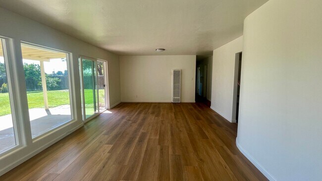 Foto del edificio - Charming 3 bedroom, 1 bathroom house in Ro...
