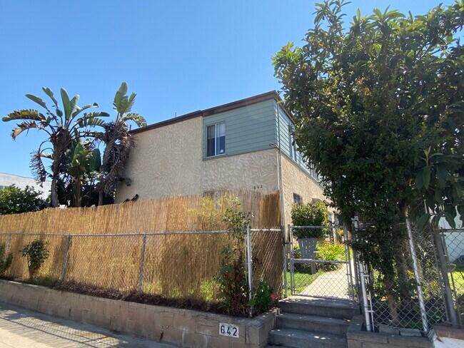 Entrada principal - 642 Sunset Ave