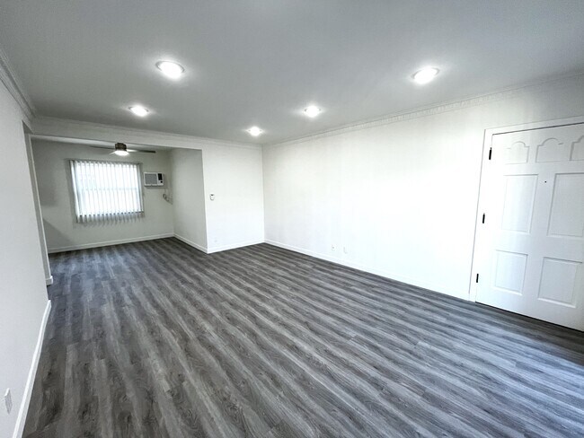 Foto del edificio - Palms Apartments