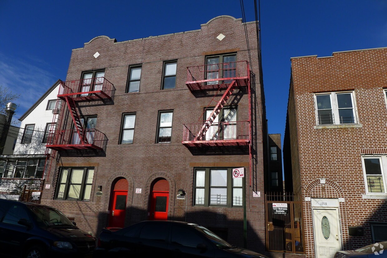 Building Photo - 1309 Thieriot Ave