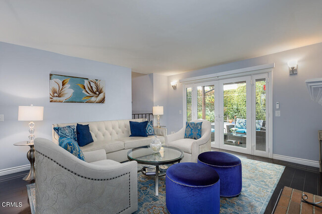 Building Photo - 826 Sierra Madre Villa Ave