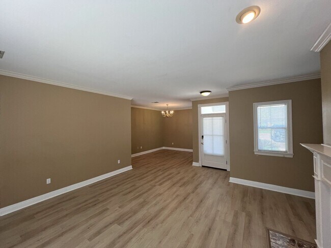 Foto del edificio - 1262 E Stanwick Pl