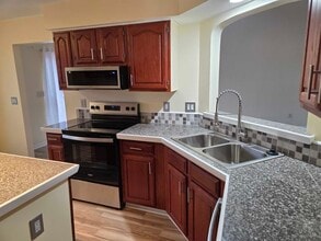 Building Photo - 6067 Abbey Church Rd