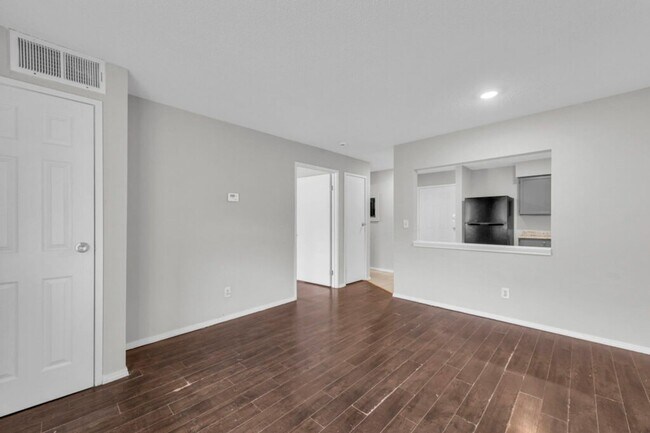 Foto del edificio - 1500 E 29th St