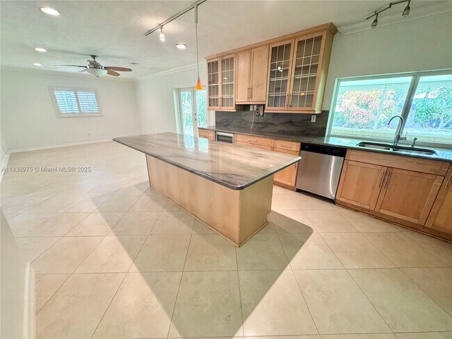 Foto del edificio - 18421 SW 86th Ct