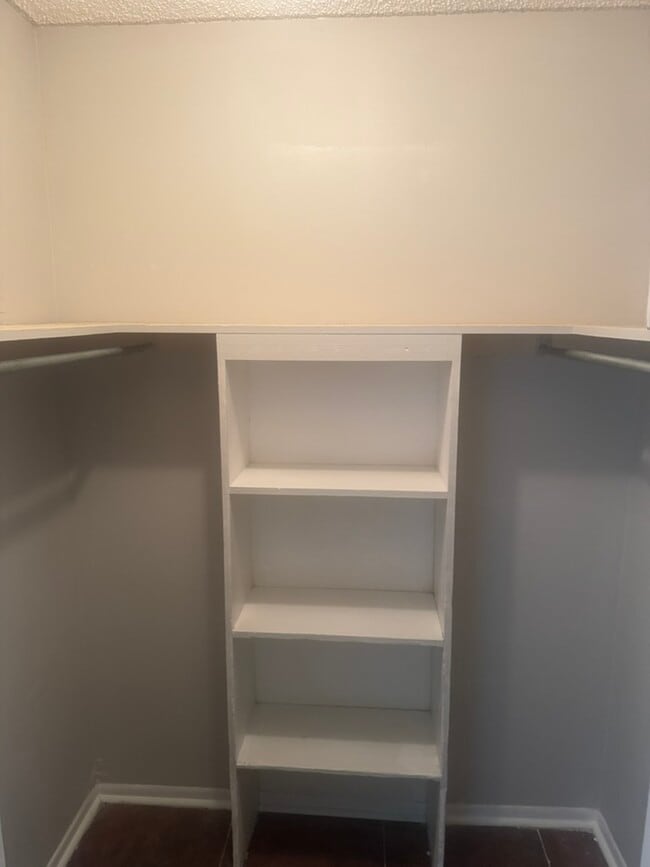 bedroom 1 closet - 1150 Shilo Ave