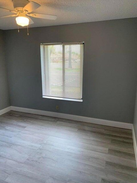 Foto del edificio - 618 Sea Pine Way