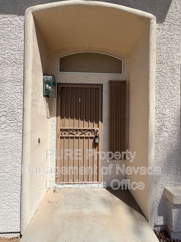 Foto del edificio - 266 Bluefield Ln