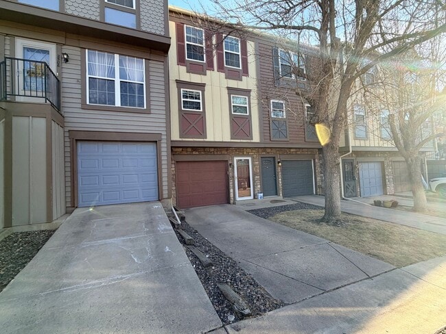 Photo - Updated Townhome in Centennial