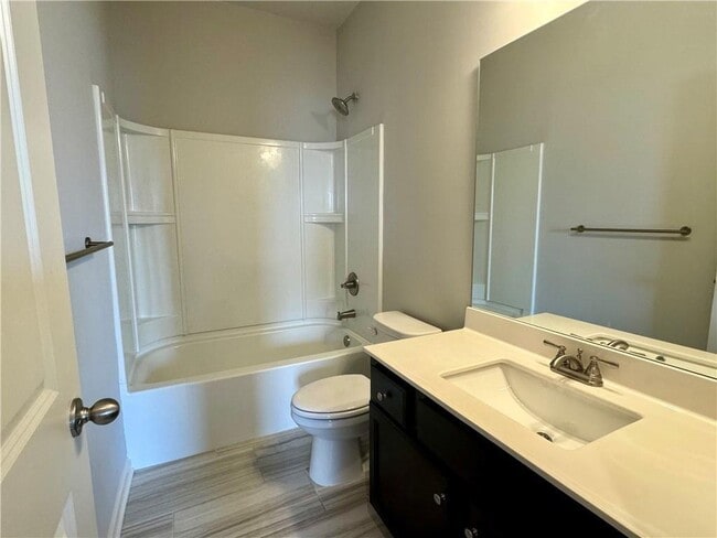Building Photo - 3219 Weyhill Trl