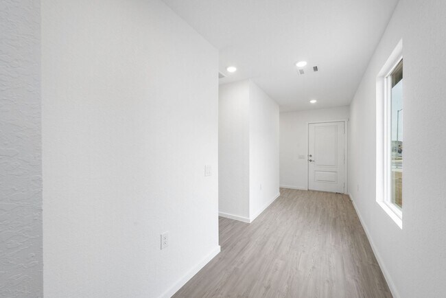 Foto del edificio - 1034 Snedeker Dr