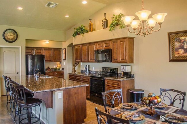 Foto del edificio - 6093 E 46th Ln