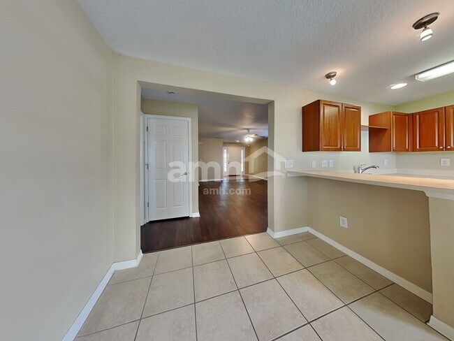Building Photo - 6214 Kiteridge Dr