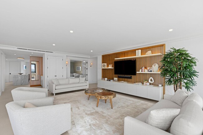 Building Photo - 3120 S Ocean Blvd