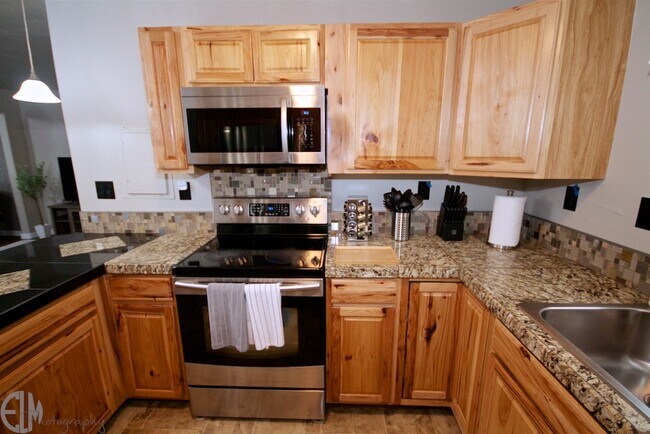 Cocina - 5540 Four Winds Dr