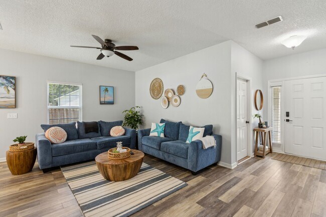 Foto del edificio - 95152 Cypress Trail