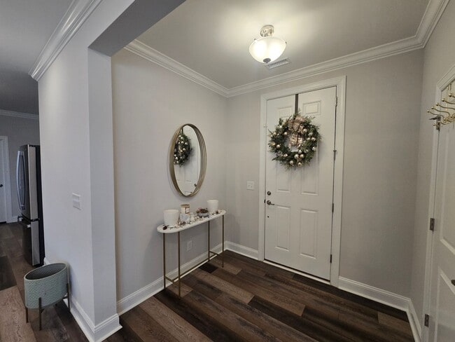 Foto del edificio - The Perfect Resort-Style Living in Auburn Village!