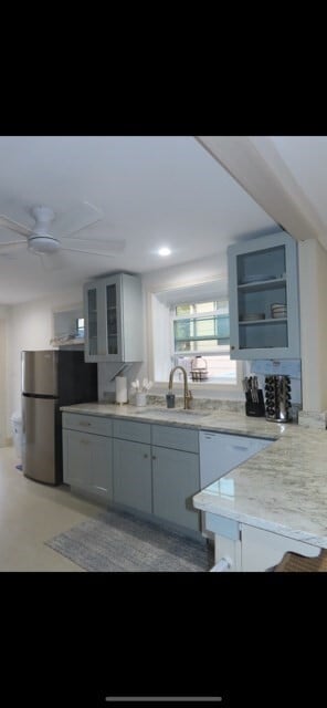 Foto del edificio - 876 Ocean St