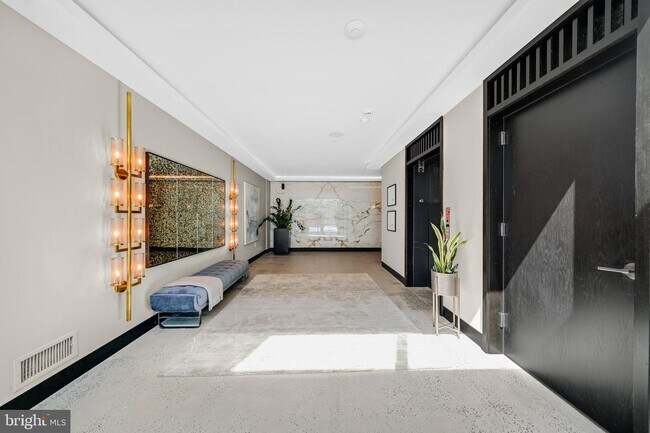 Foto del edificio - 427 E Lancaster Ave