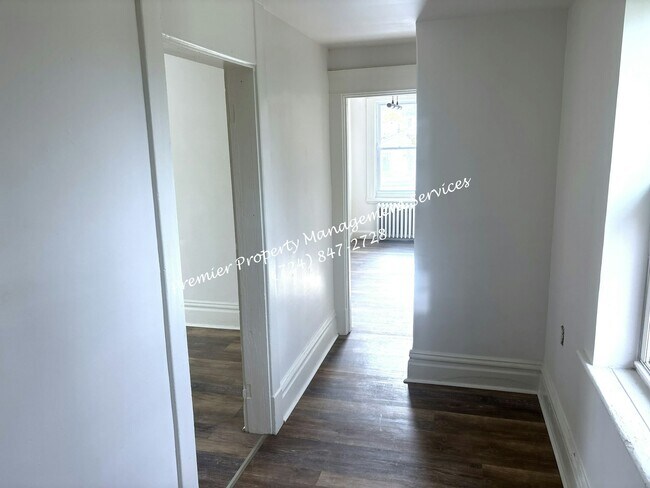 Foto del edificio - 1129 Chartiers Ave