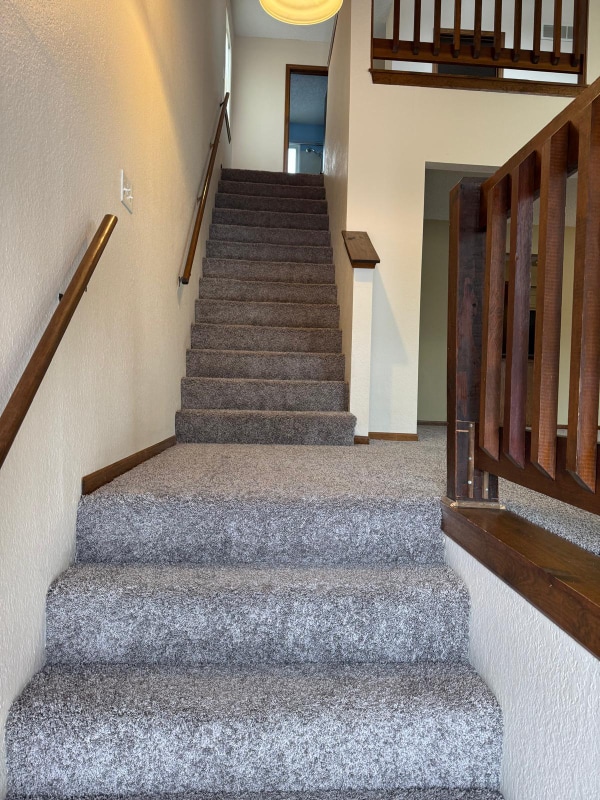 Building Photo - 1414 E Mart-Way Cir