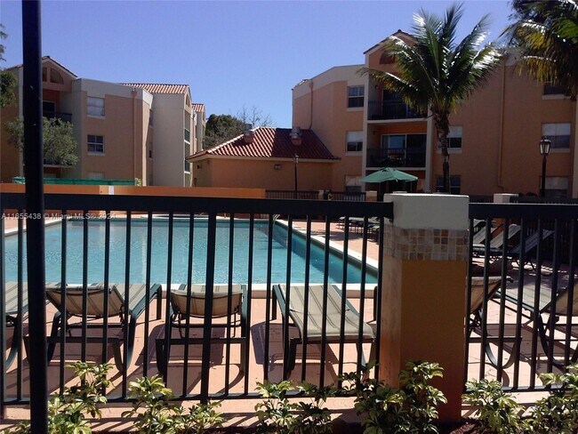 Foto del edificio - 6276 NW 186th St