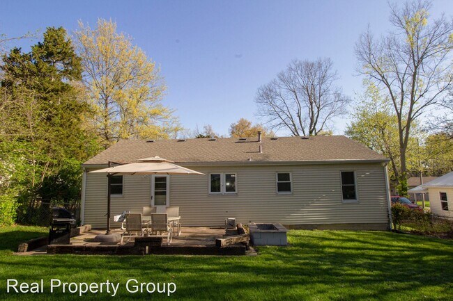Building Photo - 2 br, 1 bath House - 1414 Lowe St.