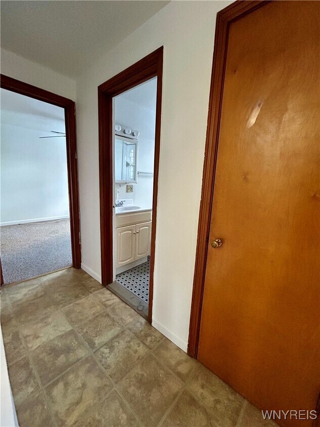 Foto del edificio - 23 Latona Ct