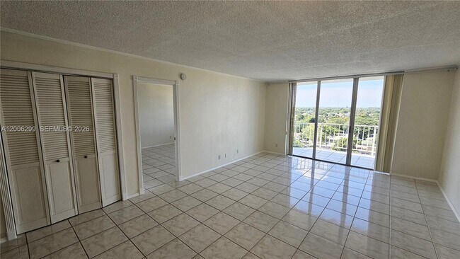 Foto del edificio - 16740 NE 9th Ave