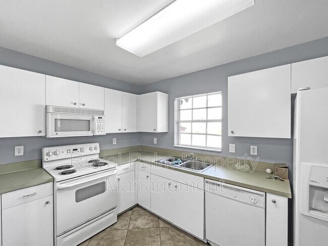 Foto del edificio - 4647 28th St SW