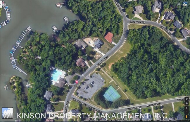 Building Photo - 2008 Mt Isle Harbor Dr