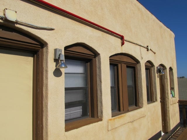 Building Photo - 1403 Innes Pl