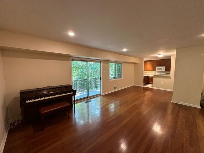 Foto del edificio - 10637 Weymouth St