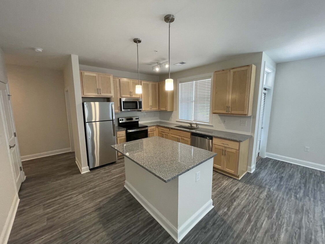 Primary Photo - Marcom Street Apartments