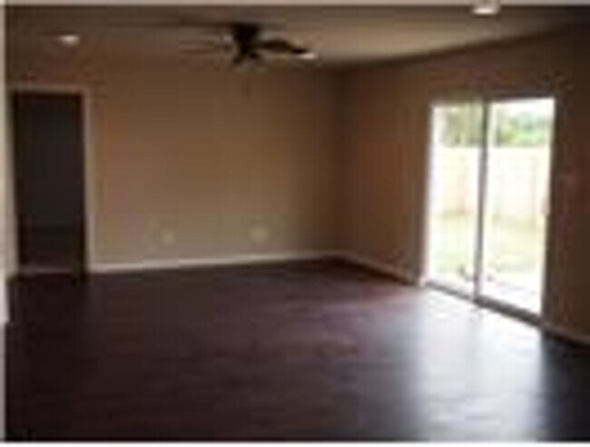 Foto del edificio - Gorgeous Single Family Home for Rent in Sh...