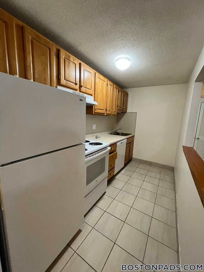Foto del edificio - 122 Dustin St