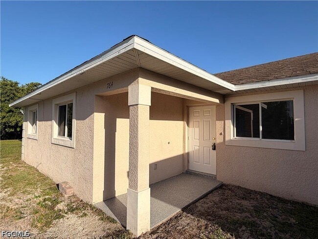 Building Photo - 762 Gallo Ave S