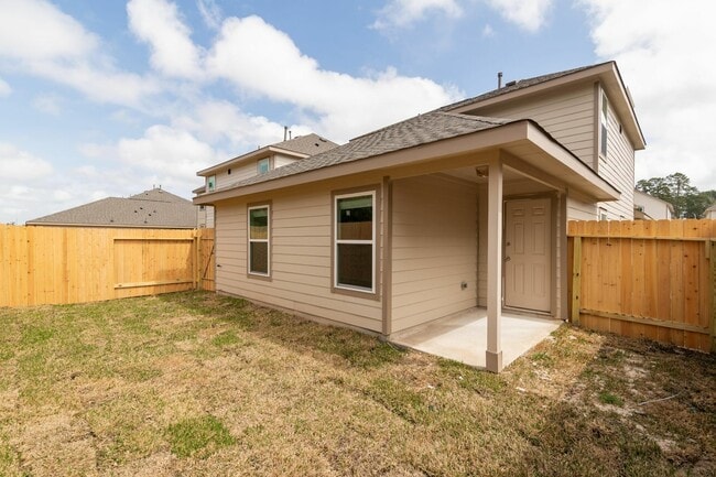 Building Photo - 17331 Cuthbert St
