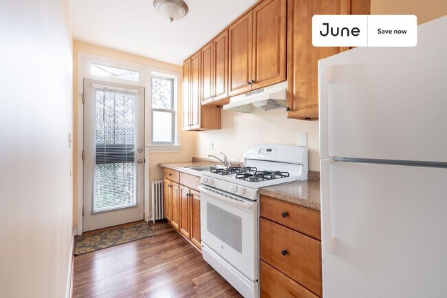 Foto del edificio - 711 Kearny St NE