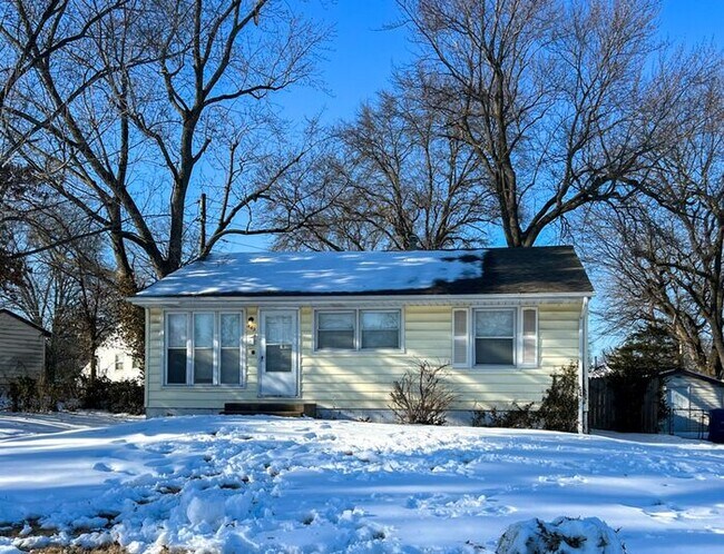 Foto del edificio - Charming 3 bedroom St Louis home near Nort...
