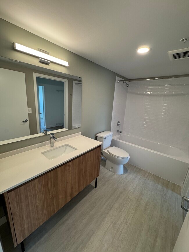 Foto del edificio - 15501 NW 2nd Pl