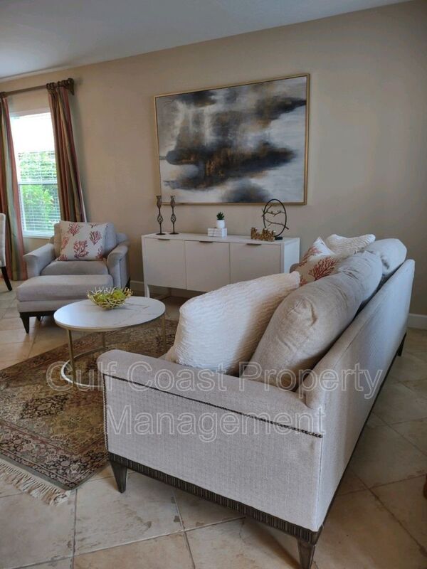 Foto del edificio - 6993 74th St Cir E