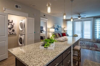 Building Photo - 1616 Partnership Way