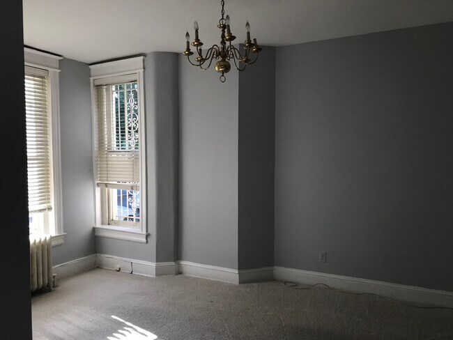 Living room - 617 15th St NE