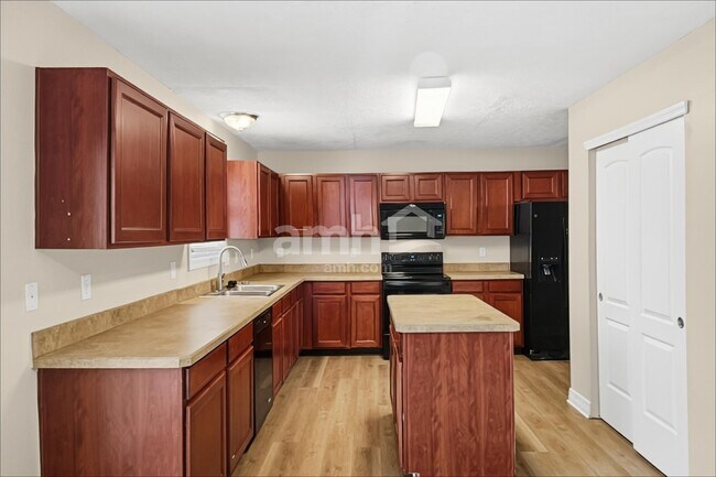 Foto del edificio - 11618 Bridgewater Dr