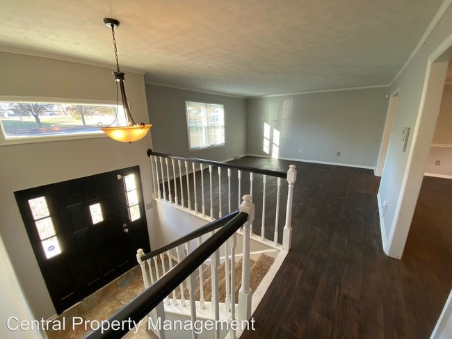 Building Photo - 4 br, 3 bath House - 610 E Butler Rd