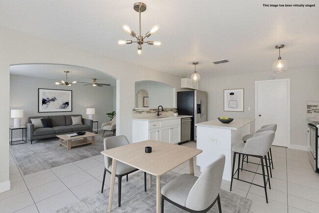 Foto del edificio - 10505 Opus Dr