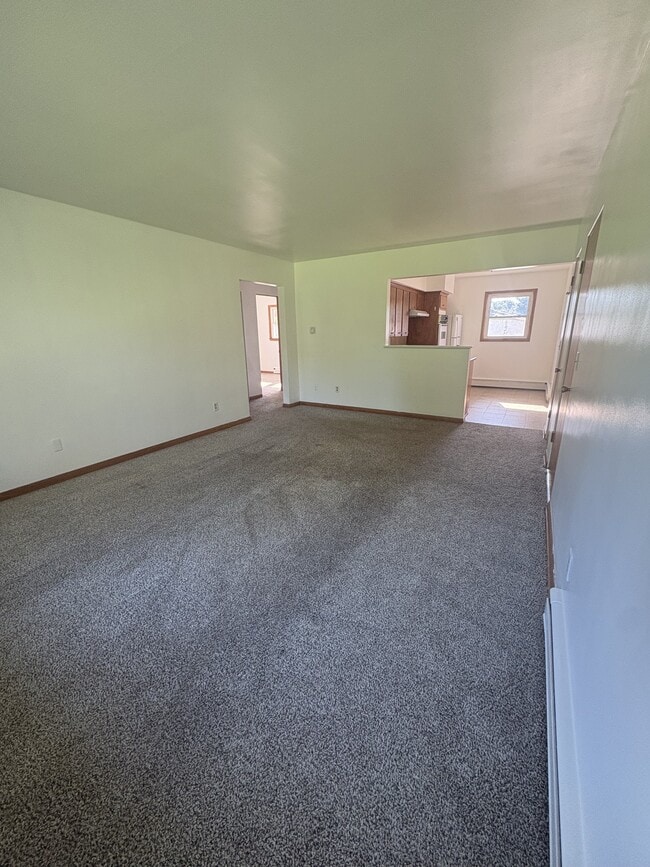 Building Photo - 108 N Brewer Dr